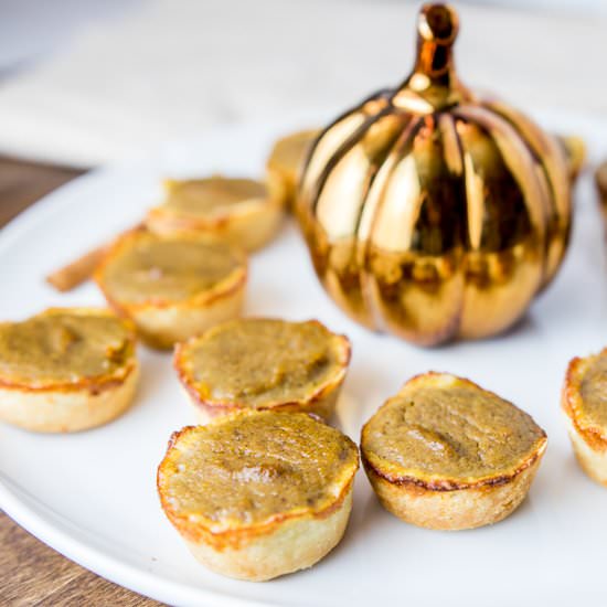 Paleo Bite-Sized Pumpkin Pies - Recipe photo by fithappyfree