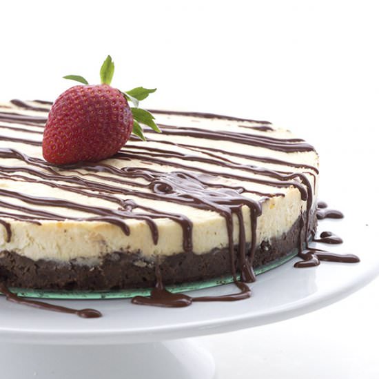 Keto Brownie Cheesecake - Recipe photo by fooddreamer