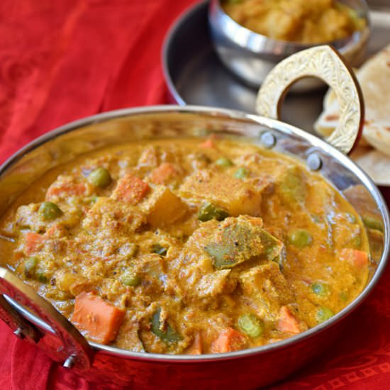 Vegan vegetable korma - Recipe photo by cookingwithpree