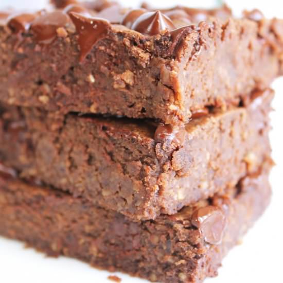 Black Bean Brownies {Vegan} - Recipe photo by TheNourishedFamily