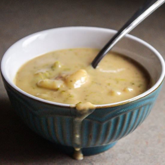 Cheesy Potato and Broccoli Soup - Recipe photo by Lisa G Cooks