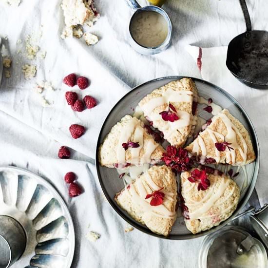 Raspberry Scones with Lemon Glaze - Recipe photo by snapsfotografia