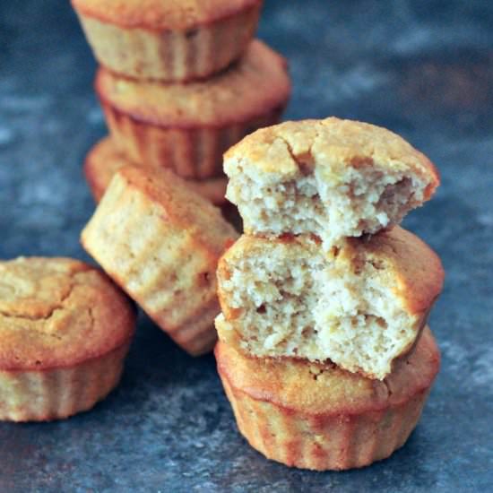 Easy Peanut Butter Banana Muffins - Recipe photo by spabettie