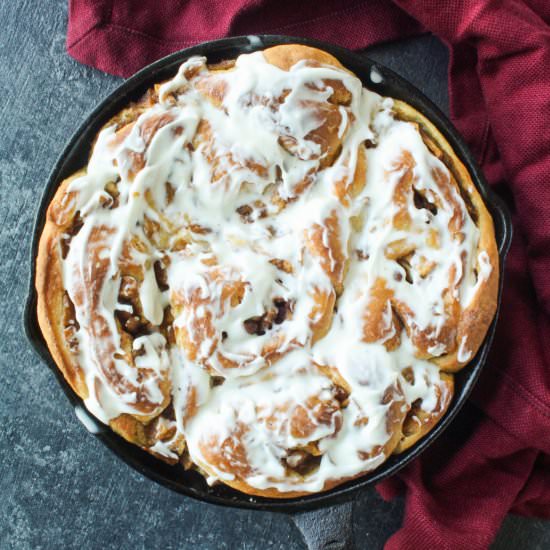 Apple Cinnamon Rolls (Eggless) - Recipe photo by The Desserted Girl