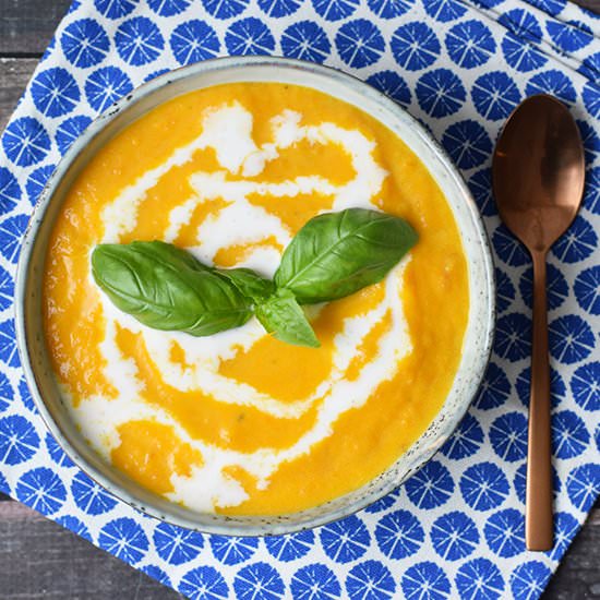 Carrot Soup with Ginger - Recipe photo by karlijn2