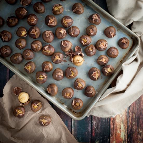 Oven Roasted Chestnuts - Recipe photo by photosandfood