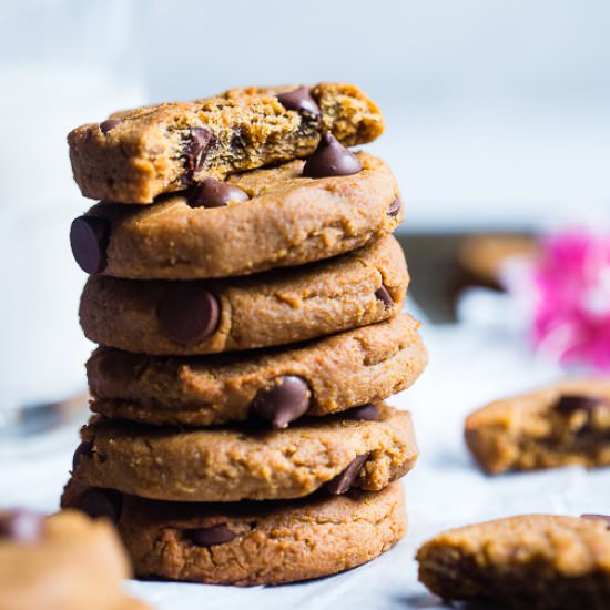 Peanut Butter Chocolate Chip Cookie - Recipe photo by foodfaithfitness