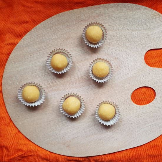 Cacao Butter Orange Truffles - Recipe photo by myhealthydessert
