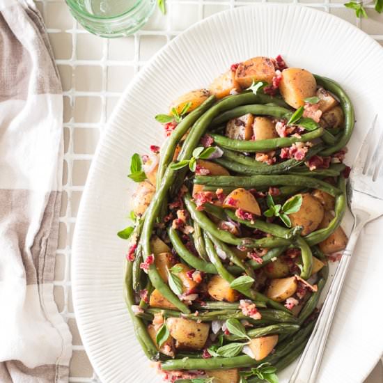 Green Beans and Potatoes With Bacon - Recipe photo by Whiskitrealgud