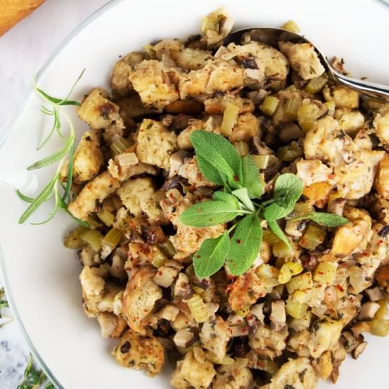 Vegan Thanksgiving Stuffing - Recipe photo by Chickfoodtv