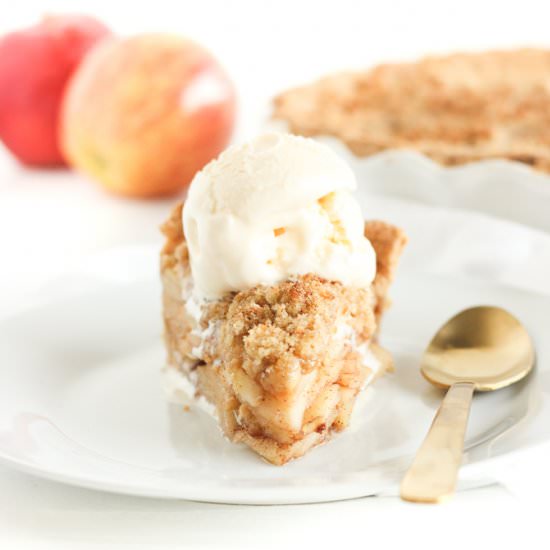 Perfect Apple Crumb Pie - Recipe photo by Lively Table