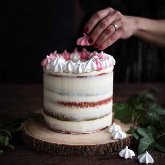 Christmas layer cake - Recipe photo by supergoldenbakes