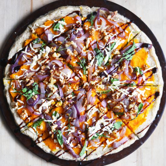 Vegan Butternut Squash Pizza - Recipe photo by The Colorful Kitchen