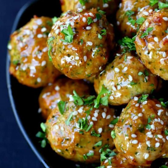 Easy Chicken and Broccoli Meatballs - Recipe photo by mantitlement