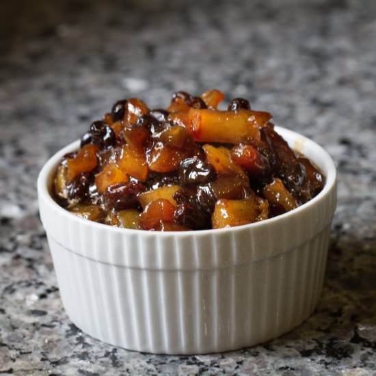 Spiced Pear & Shallots Chutney - Recipe photo by TheKitchenWhisperer