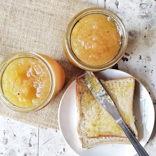 Homemade Apple Jam - Recipe photo by spoonsandscissors