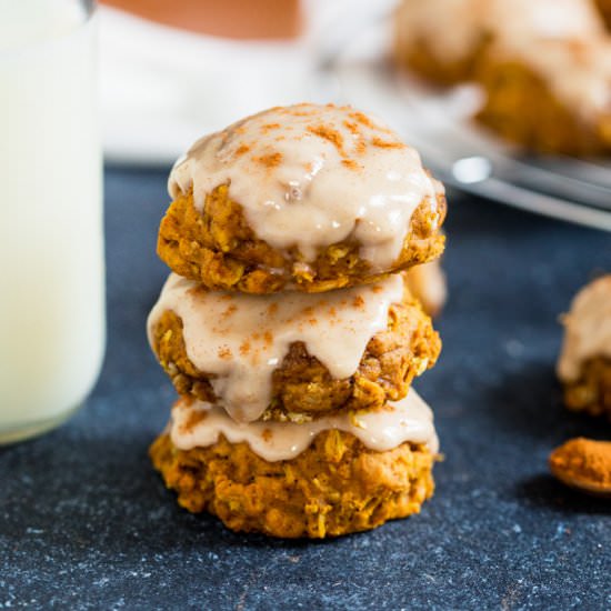 Pumpkin Maple Oatmeal Cookies - Recipe photo by anniesnomsblog