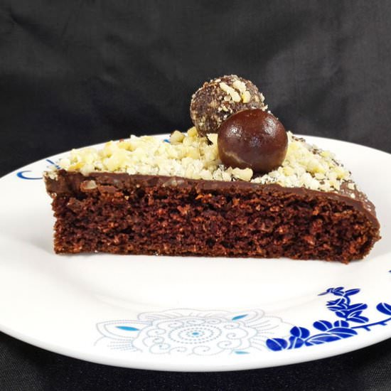 Ferrero Rocher Inspired Cake - Recipe photo by myhealthydessert