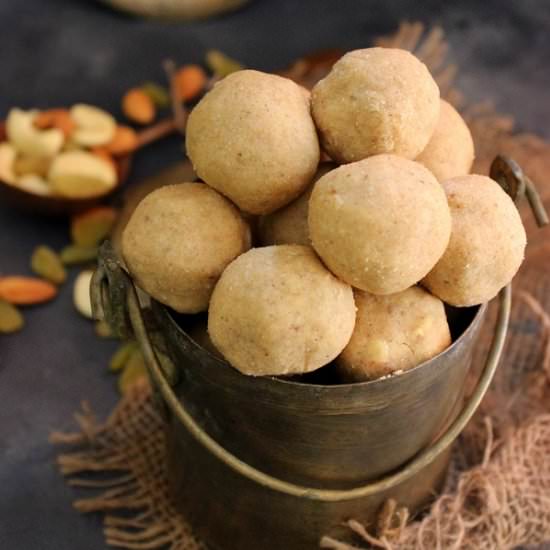 Atta Badam ladoo - Recipe photo by PriyaShiva