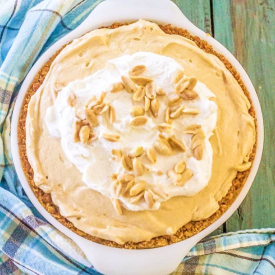 Peanut Butter and Crackers Pie - Recipe photo by syrupandbiscuits