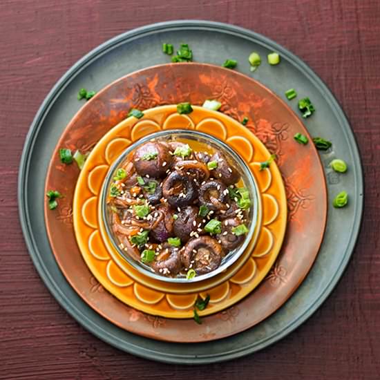 Roasted Garlic Mushrooms - Recipe photo by healingtomato