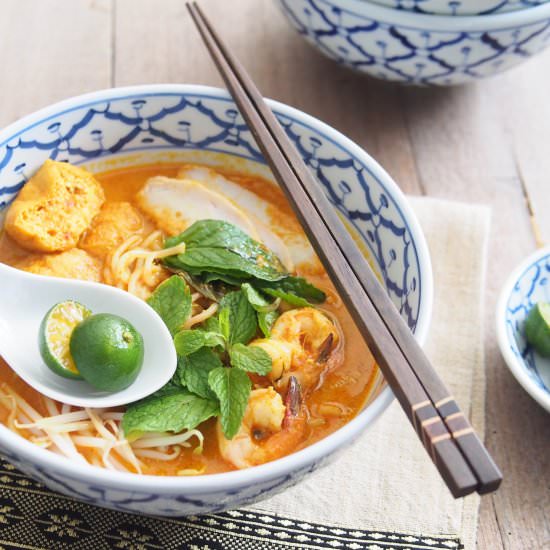 Curry Noodles - Recipe photo by Bake With Paws