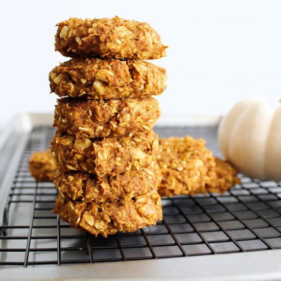 Vegan Pumpkin Banana Cookies - Recipe photo by babemadeblog