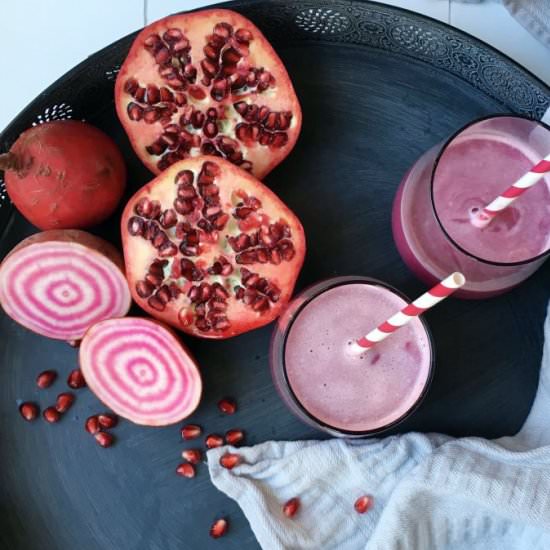 Anti-Inflammatory Pomegranate Juice - Recipe photo by The Histamine Friendly Kitchen