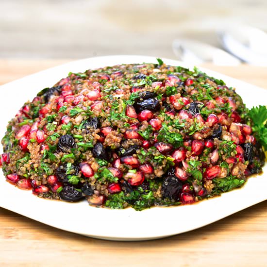 Crunchy Quinoa Salad - Recipe photo by hadias lebanese cuisine