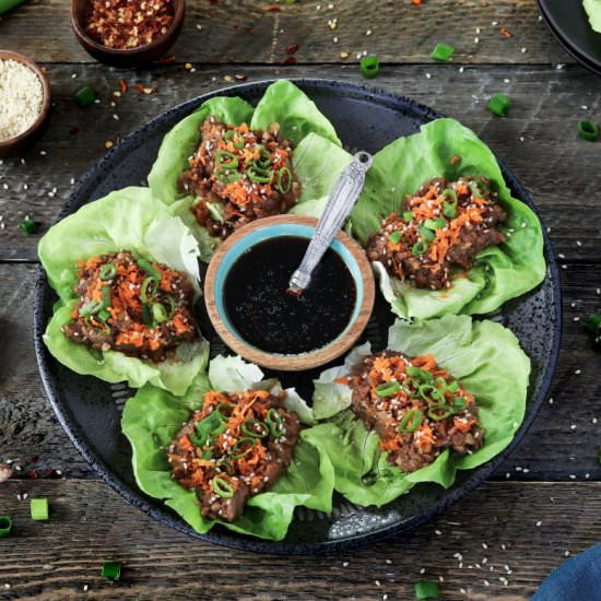 Umami Vegan Lettuce Wraps - Recipe photo by Vegan Huggs