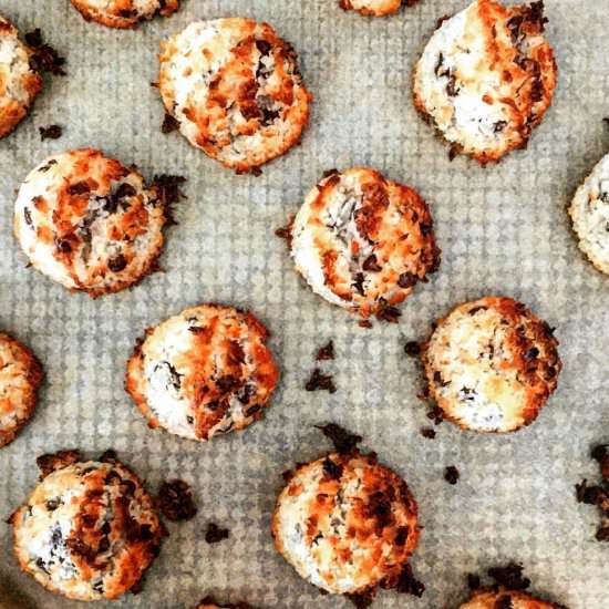 Coconut Macaroons - Recipe photo by jessie sheehan bakes
