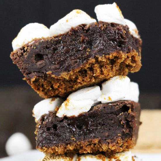 Better For You Smores Brownies - Recipe photo by dessertswithbenefits