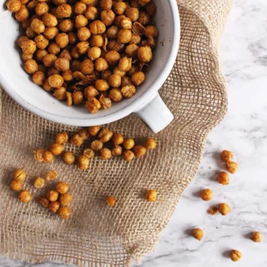 Chili & Garlic Roasted Chickpeas - Recipe photo by Naughty Nutrition