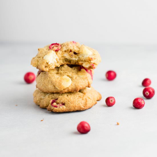 Cranberry White Chocolate Cookies - Recipe photo by buildyourbite