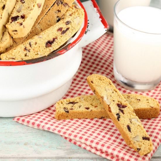 Cranberry Pecan Biscotti - Recipe photo by missinthekitchen