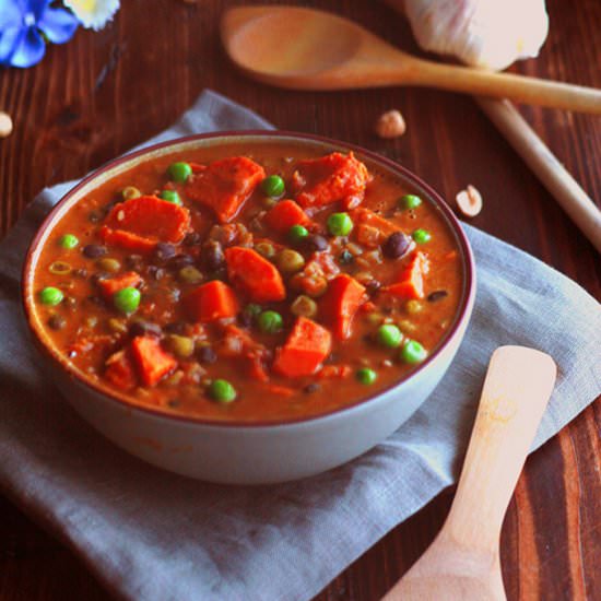 One Pot West African Peanut Stew - Recipe photo by VeganVigilante