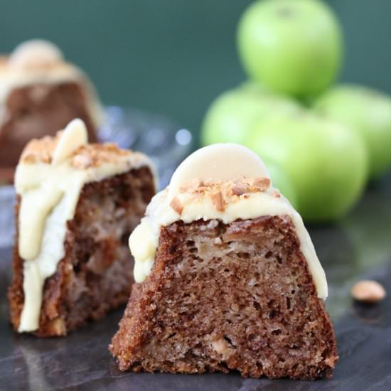 Apple Spice Cake - Recipe photo by 5Flavours
