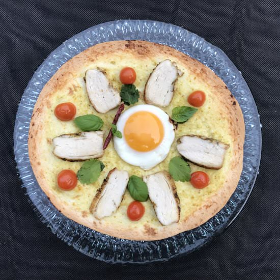 Skinny Thai Pizza - Recipe photo by Thaifoodmadeeasy.com