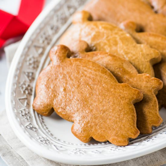 Marranitos Mexican Gingerbread Pigs - Recipe photo by isabeleats