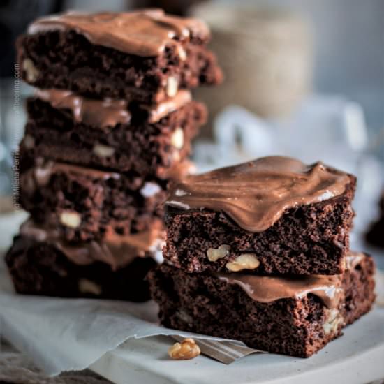 Stout Walnut Brownies - Recipe photo by Craft Beering