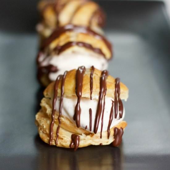 Peppermint Cheesecake Cream Puffs - Recipe photo by 918plate