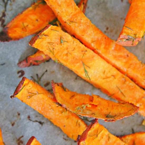 Baked Garlicky Sweet Potato Fries - Recipe photo by Easy Peasy Creative Ideas