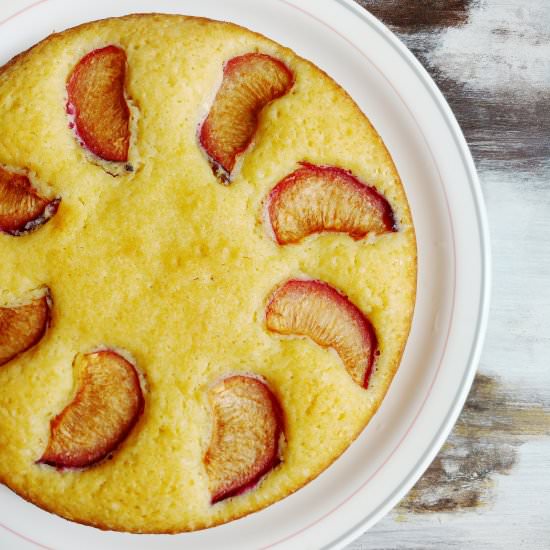 Plum and white chocolate cake - Recipe photo by Flours n frostings