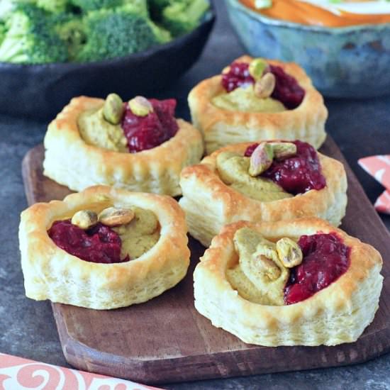Garlic Pistachio Cranberry Tarts - Recipe photo by spabettie