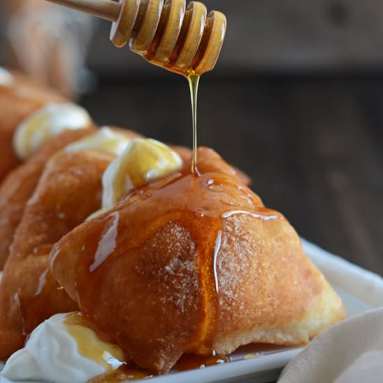 Sopaipillas - Recipe photo by TheCakeChica