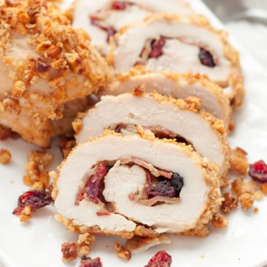 Cranberry Dijon Pretzel Chicken - Recipe photo by MamaGourmand