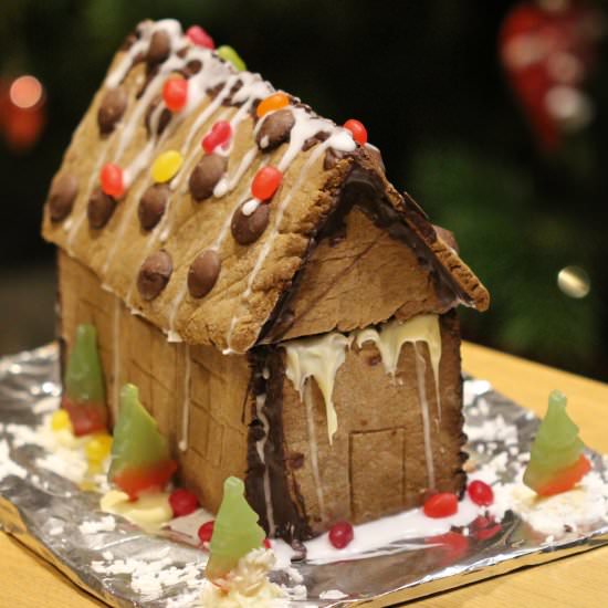 Vegan Gingerbread House - Recipe photo by Whats Bean Cooking