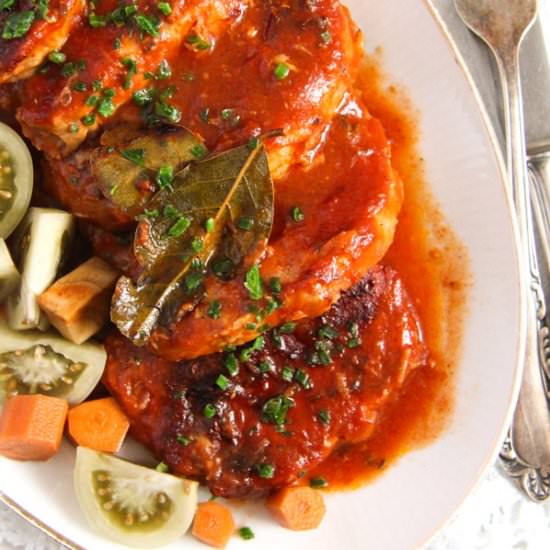 Easy Roasted Pork in Tomato Sauce - Recipe photo by adinutza