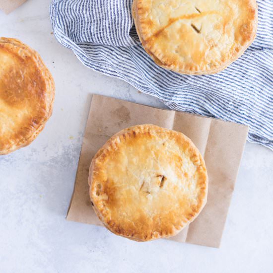 Individual Steak and Mushroom Pies - Recipe photo by cloudykitchen