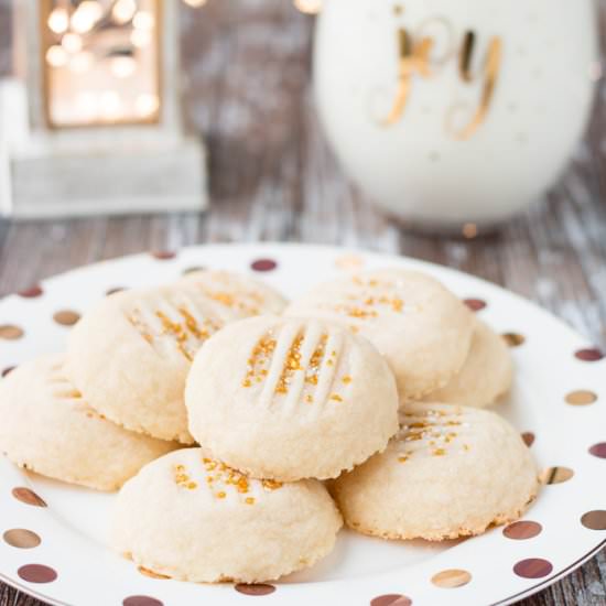 Whipped Shortbread Cookies - Recipe photo by littlesweetbaker